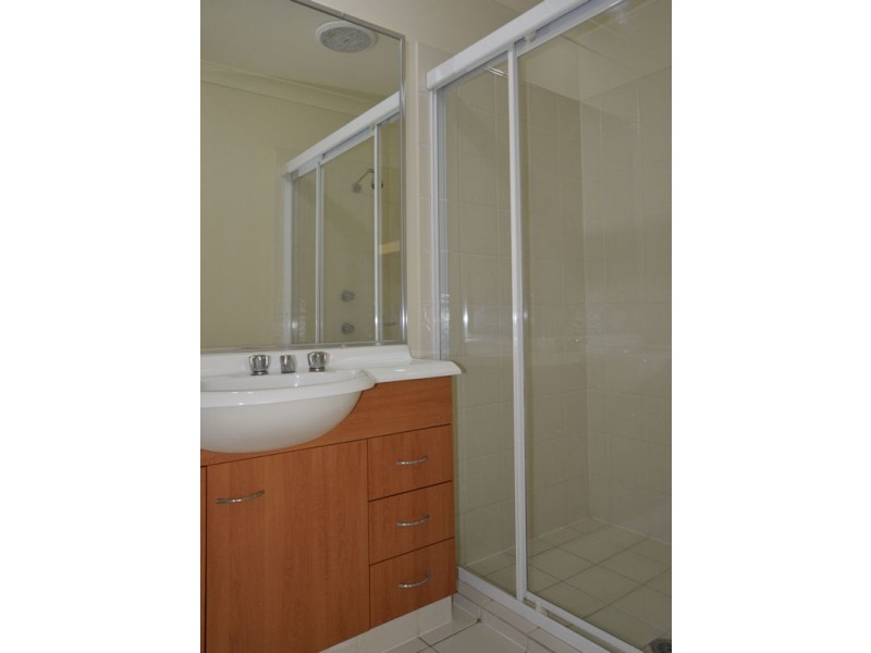 SI118/24 Amsonia Court,, Arundel QLD 4214