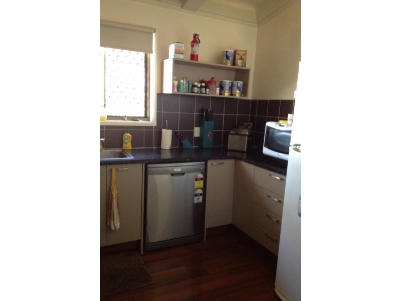 10 Jamie Grove, Springwood QLD 4127