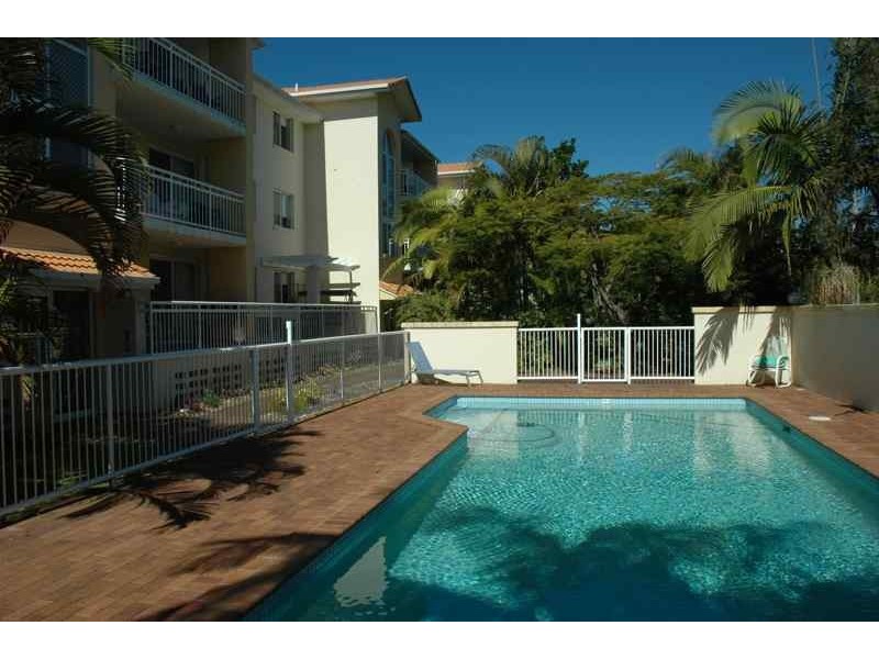 Chevron Island QLD 4217