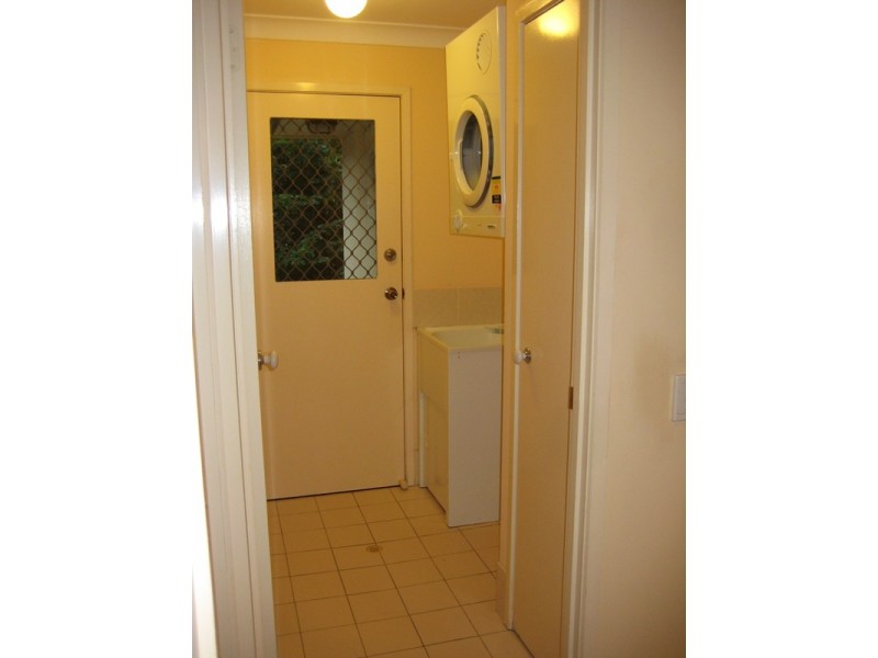 1B/757 Ashmore Road, Ashmore QLD 4214