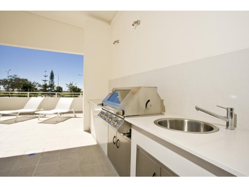 003/2 Creek Street, Coolangatta QLD 4225