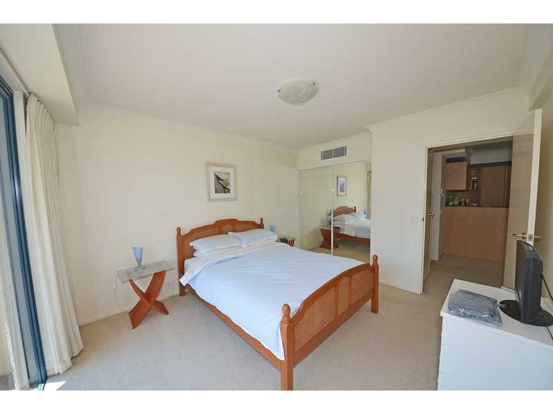 13/45 Deakin Street, Kangaroo Point QLD 4169