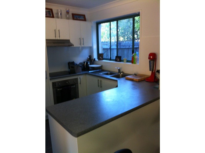 2/21 Regensberg Close, Varsity Lakes QLD 4227