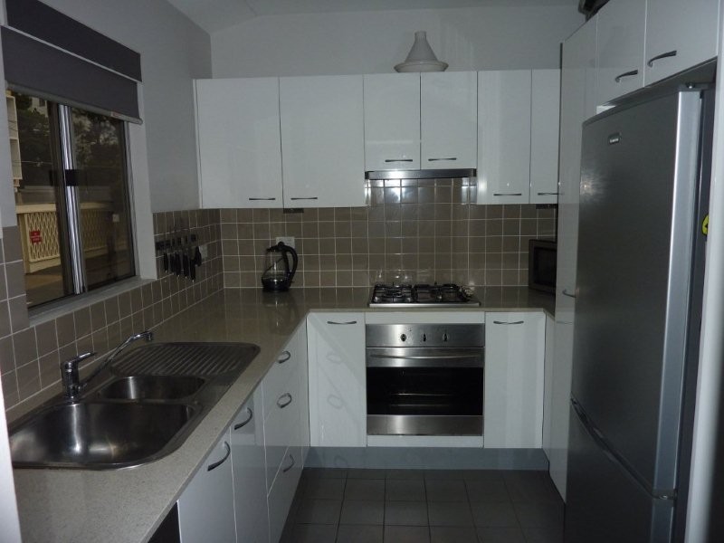 122 Fortescue Street, Spring Hill QLD 4000