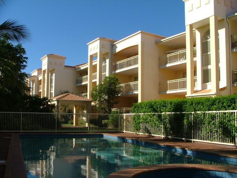 12/1200 Gold Coast Highway, Palm Beach QLD 4221