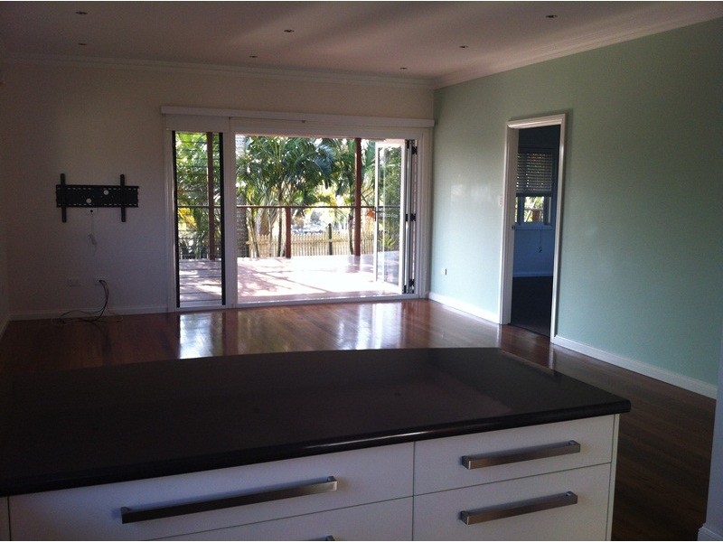 14 Wales Street, Margate QLD 4019