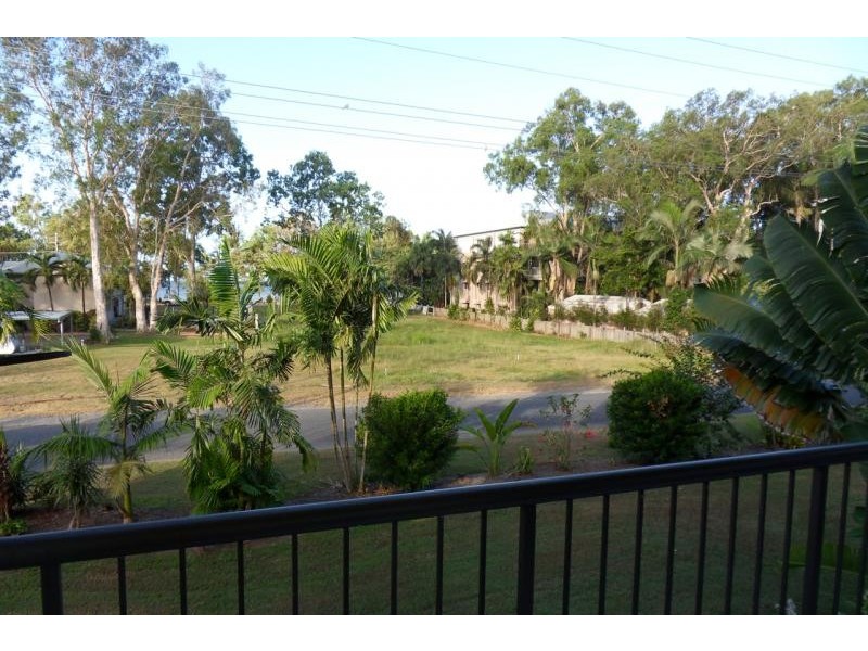 Clifton Beach QLD 4879