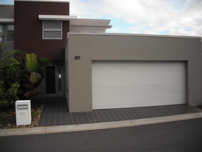 110 Tours Way, Burleigh Waters QLD 4220