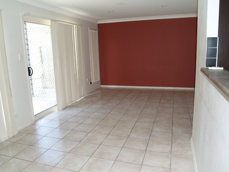 Pacific Pines QLD 4211