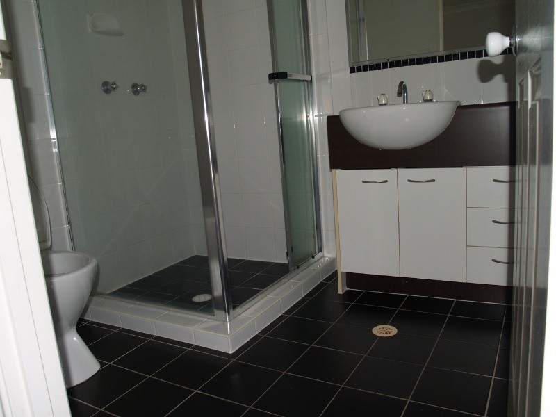 Pacific Pines QLD 4211