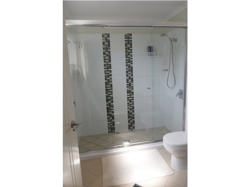 26 Sydney Street, Redcliffe QLD 4020