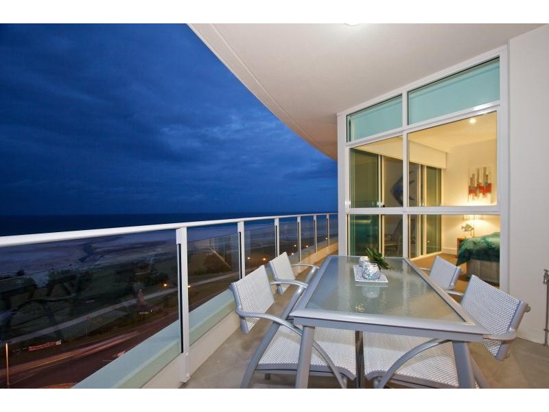 401/2 Creek Street, Coolangatta QLD 4225