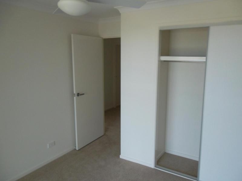 2 Photinia Crescent, Mountain Creek QLD 4557