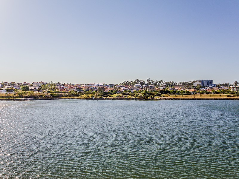 9 Southbay Drive, Varsity Lakes QLD 4227