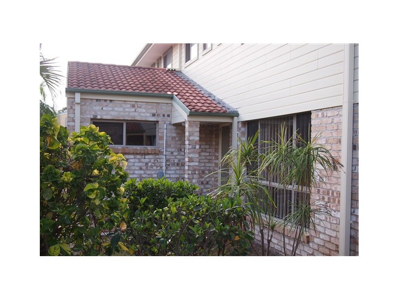 42/4 Koala Town Rd, Upper Coomera QLD 4209