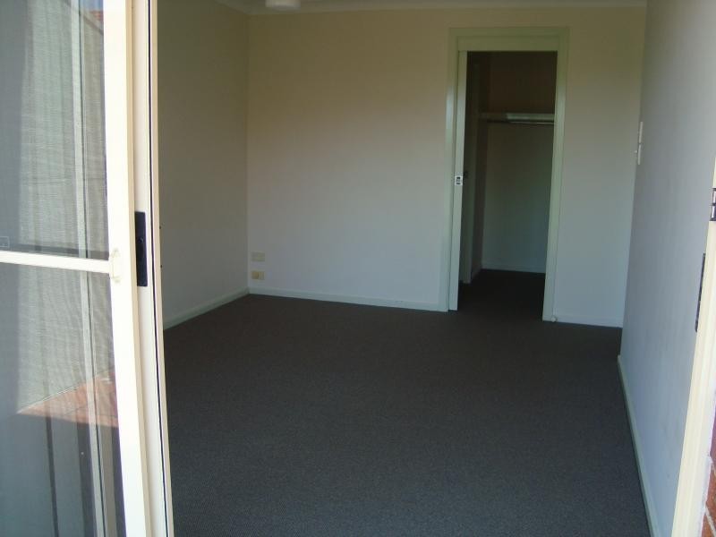 12/9 Santa Cruz Blvd, Clear Island Waters QLD 4226