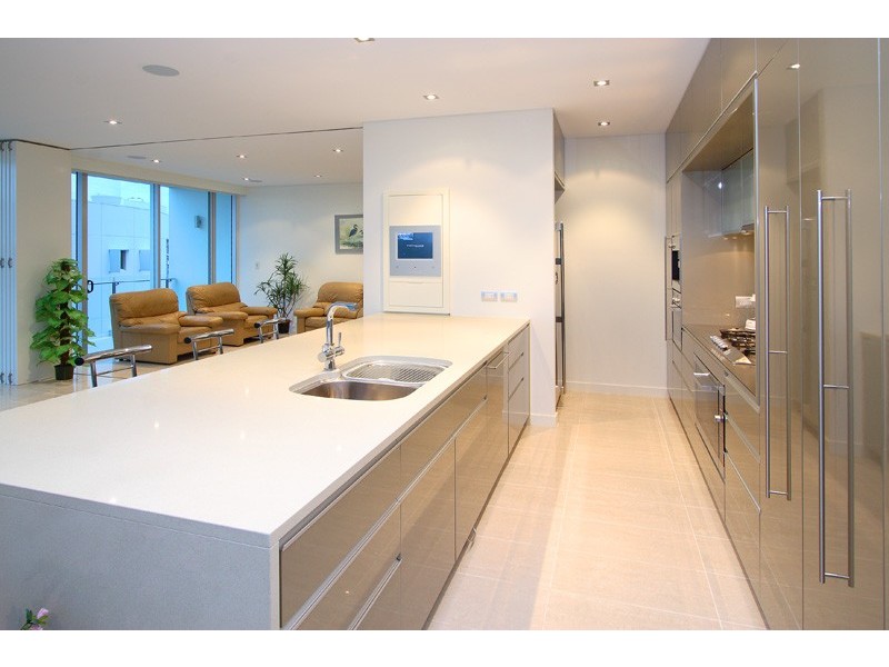 205 Coronation Drive,, Milton QLD 4064