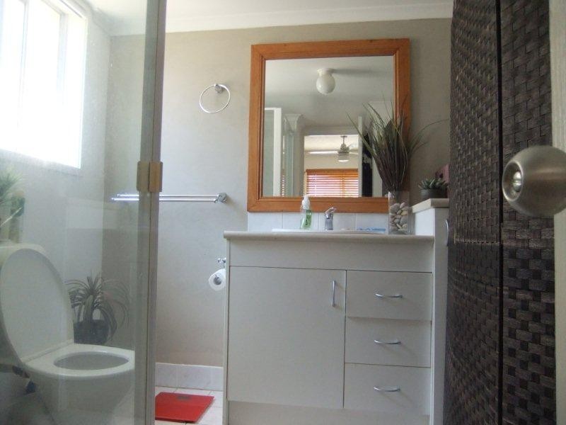 11-19 Taylor Street, Biggera Waters QLD 4216