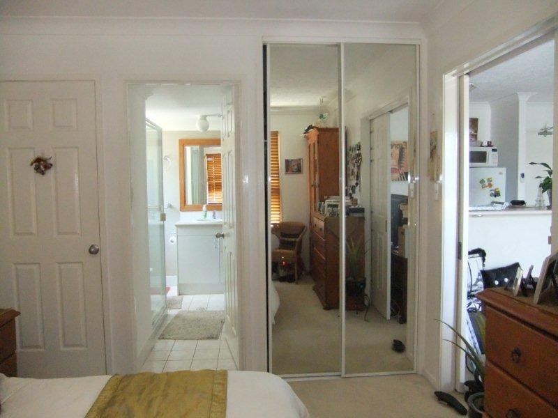 11-19 Taylor Street, Biggera Waters QLD 4216