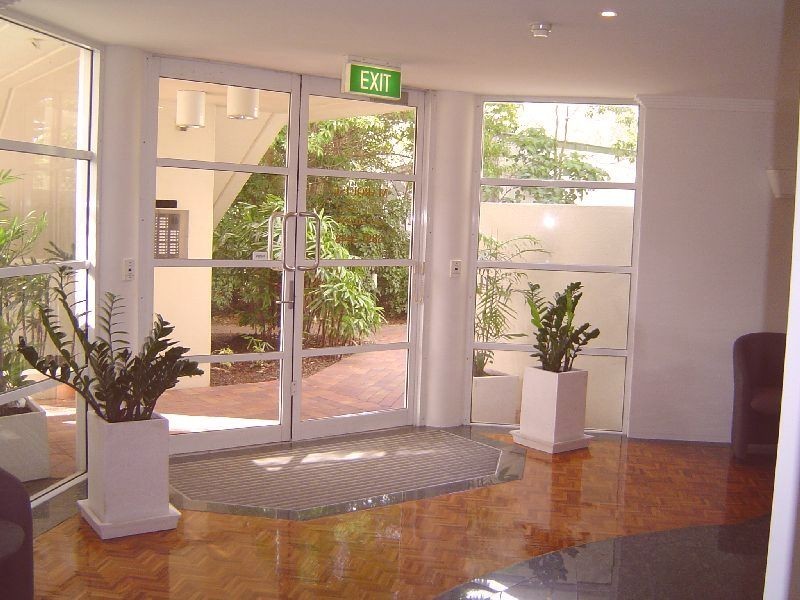 57 Lambert Street, Kangaroo Point QLD 4169