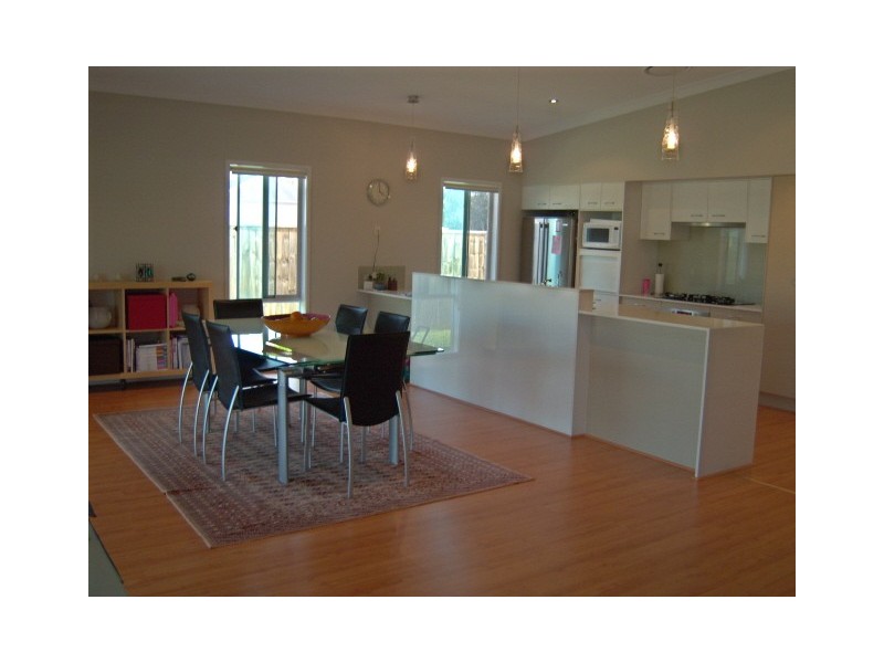 64 Red Gum Crescent, Wakerley QLD 4154