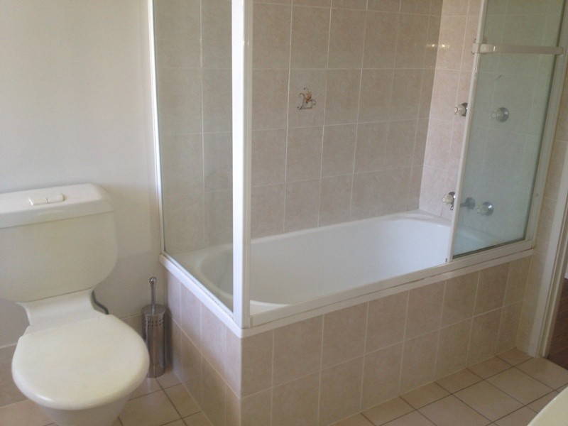 21/37 Mawarra Street, Chevron Island QLD 4217