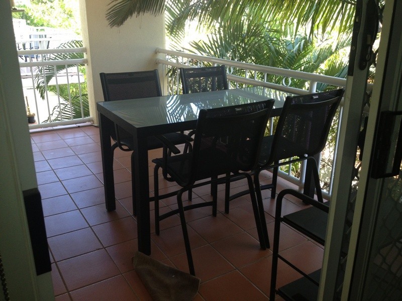 21/37 Mawarra Street, Chevron Island QLD 4217