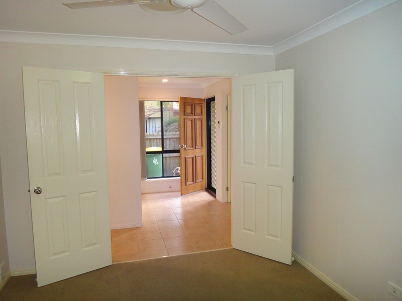 02/755 Ashmore Road, Molendinar QLD 4214