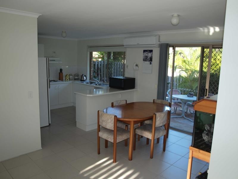 20/1 Golden Palms Court, Ashmore QLD 4214