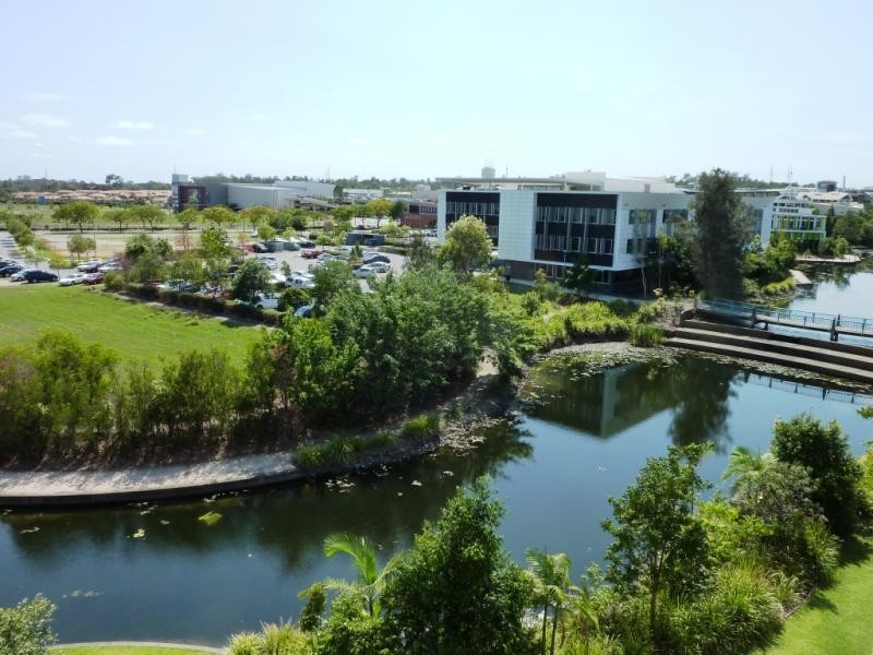 2 Riverwalk Ave, Robina QLD 4226