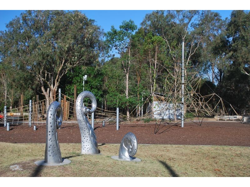 63 Moss Rd, Wakerley QLD 4154