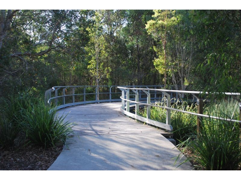 63 Moss Rd, Wakerley QLD 4154