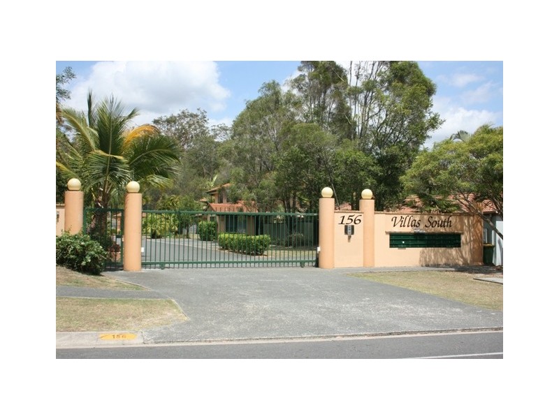 1/156 Green Acre Drive, Arundel QLD 4214