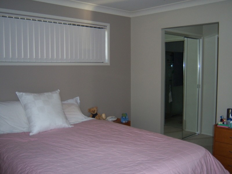 9 Goongarrie Crescent, Parkinson QLD 4115