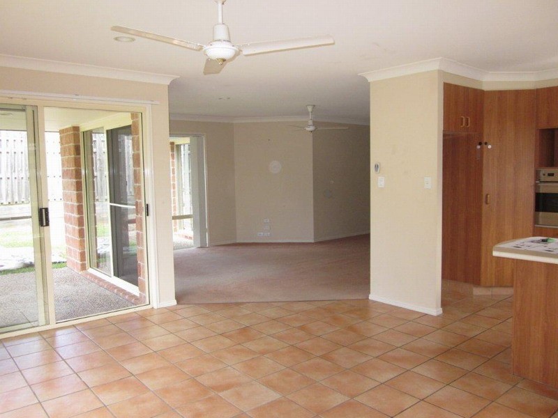 18 babu Street, Varsity Lakes QLD 4227