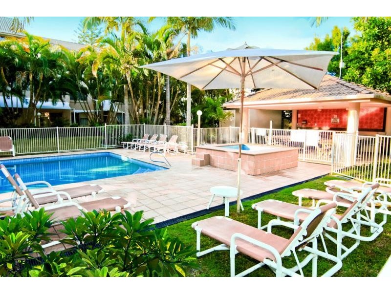 15 Santa Monica Blvd, Miami QLD 4220