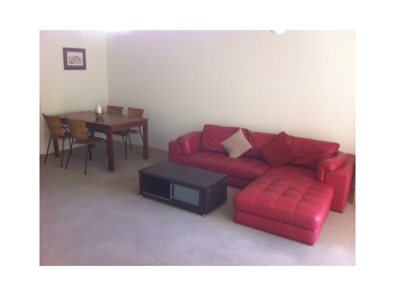 15 Santa Monica Blvd, Miami QLD 4220