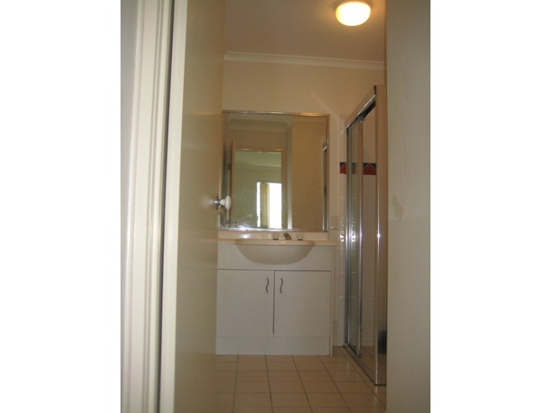 3/170 High St, Southport QLD 4215