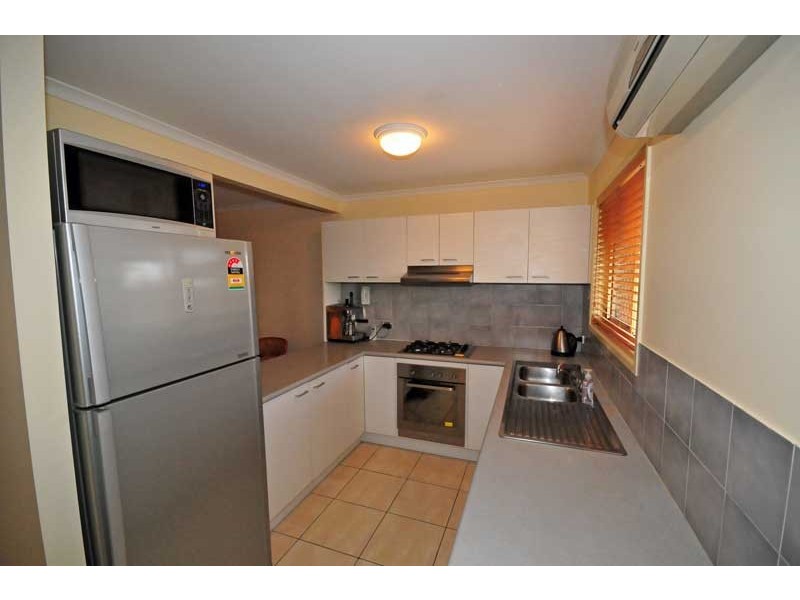 27/116 Meadowlands Road, Carina QLD 4152