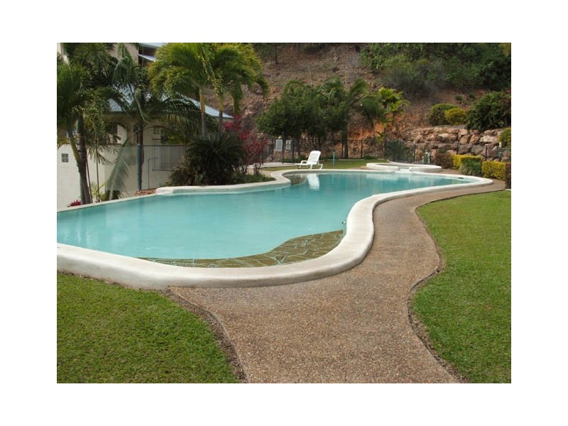 43 34 Bundock St Belgian Gardens, Townsville QLD 4810