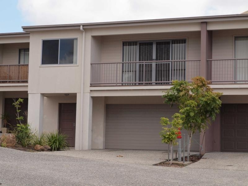 87/19 Carina Peak Drive, Varsity Lakes QLD 4227
