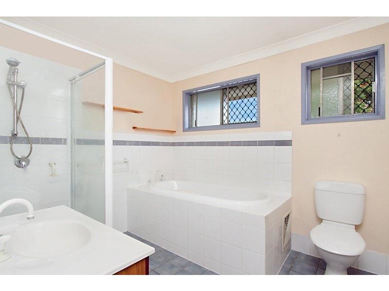 38 Roderick Street, Dayboro QLD 4521