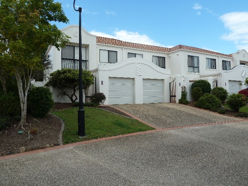 4/22-34 Glenside Drive, Robina QLD 4226
