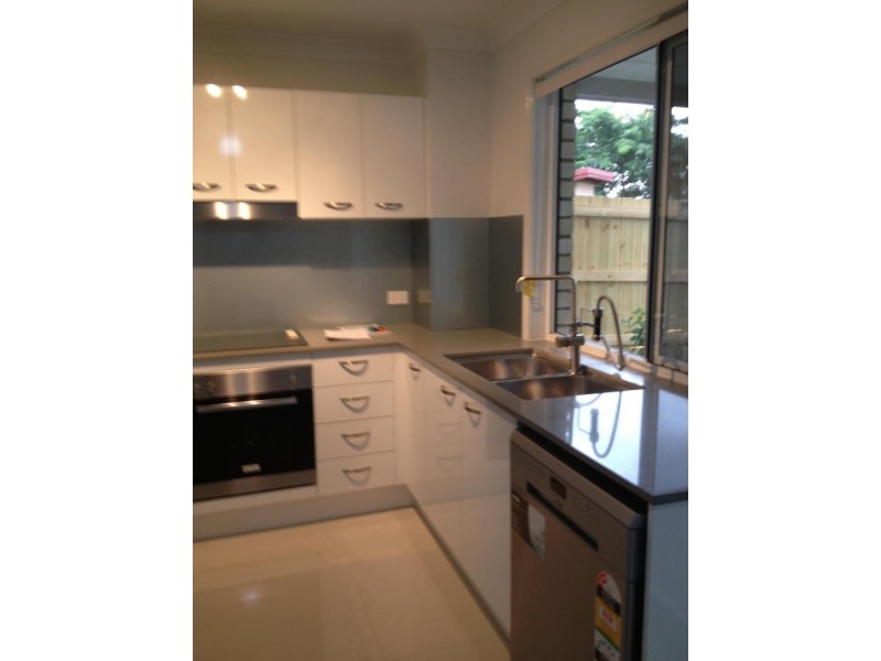 2/70 Hedley St, Nundah QLD 4012