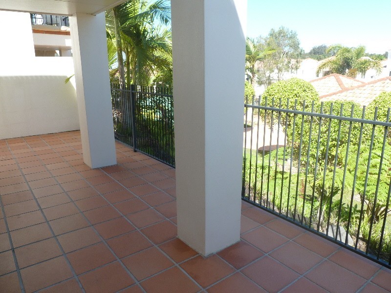 15/22-34 Glenside Drive, Robina QLD 4226