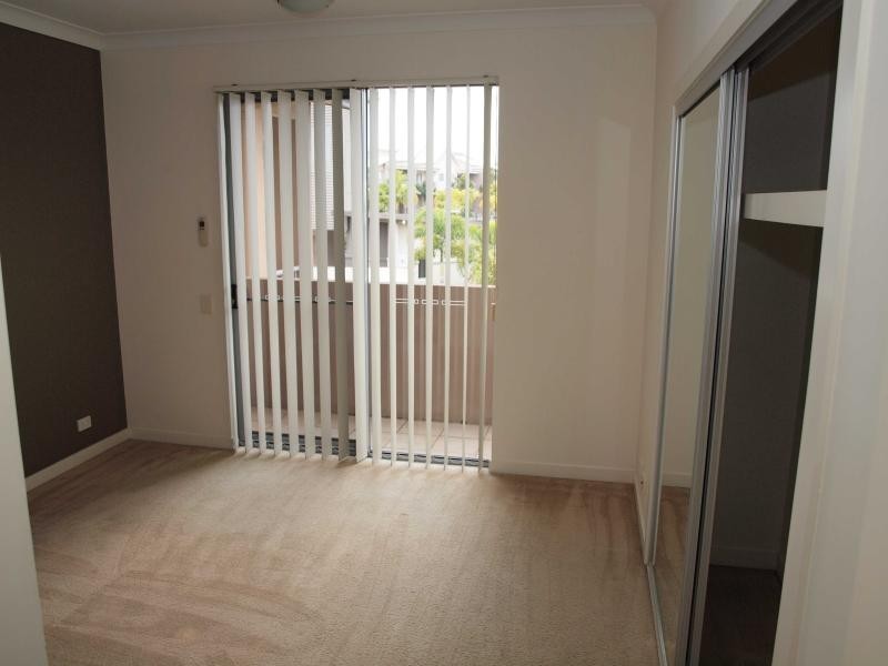 37/19 Carina Peak Drive, Varsity Lakes QLD 4227