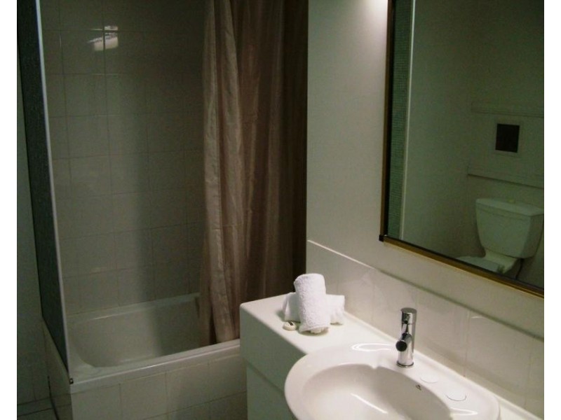 21/17 A Upward Street, Cairns QLD 4870