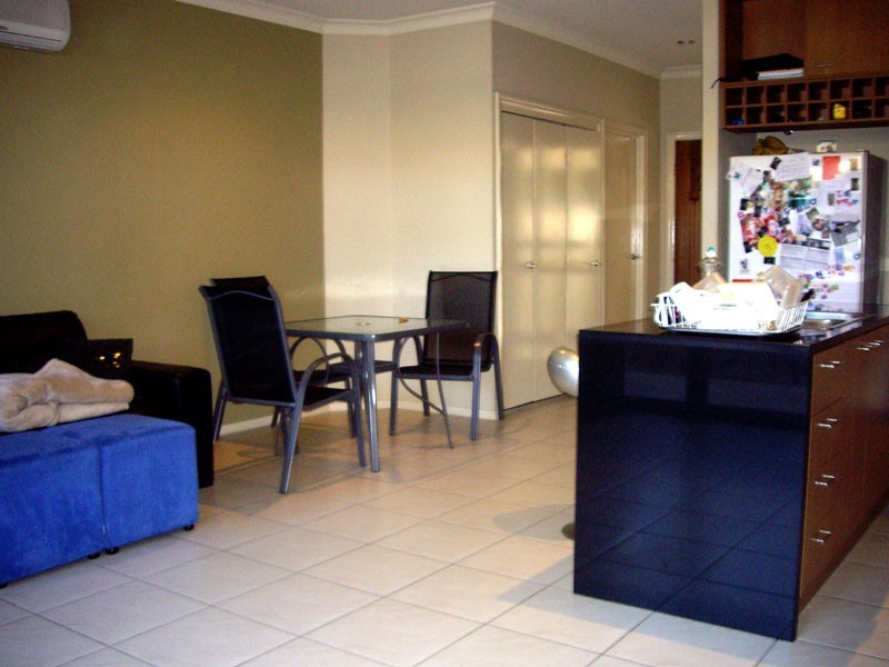 8/7 Elliott St, Surfers Paradise QLD 4217