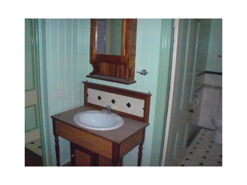 121 Lytton Road, East Brisbane QLD 4169