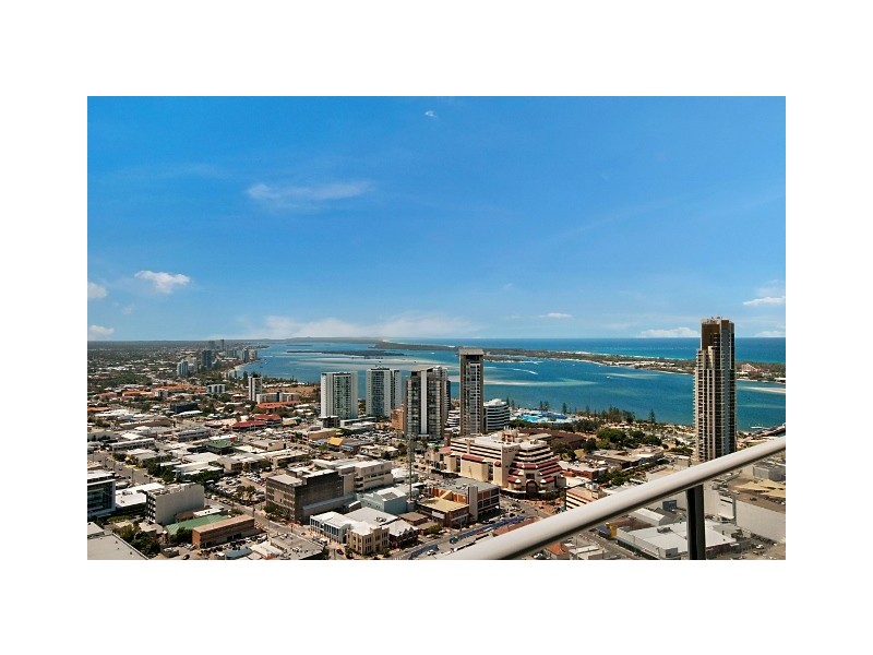 9 Lawson Street, Southport QLD 4215